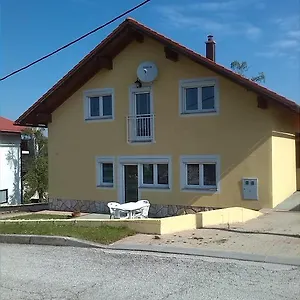 Apartman Julija 2, Fuzine